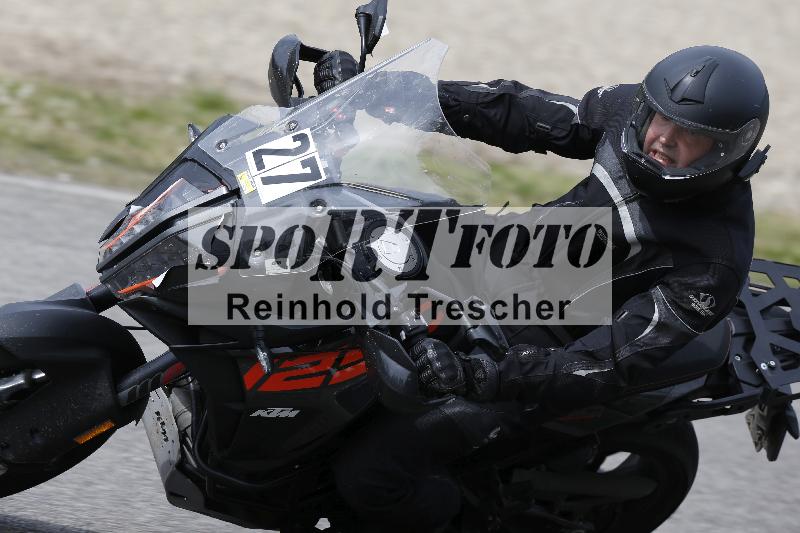 /10 20.04.2026  Pluess Moto Sport ADR/Einsteiger/27